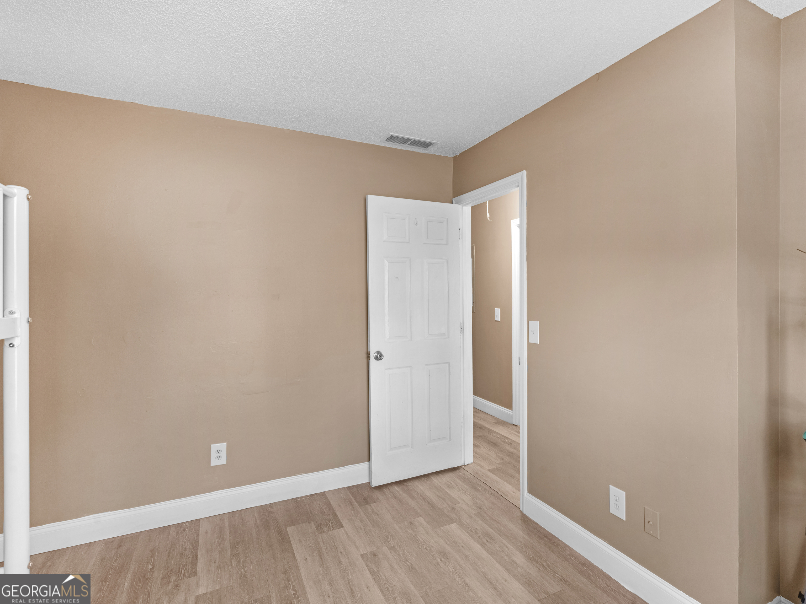 203 Pine Street Zebulon, GA 30295 - Photo 16 of 21 a view of an empty room
