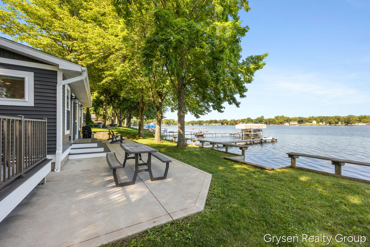 63530 Zabel Shores Road Sturgis, MI 49091 - Photo 3 of 34 63530-Zabel-Shores_024