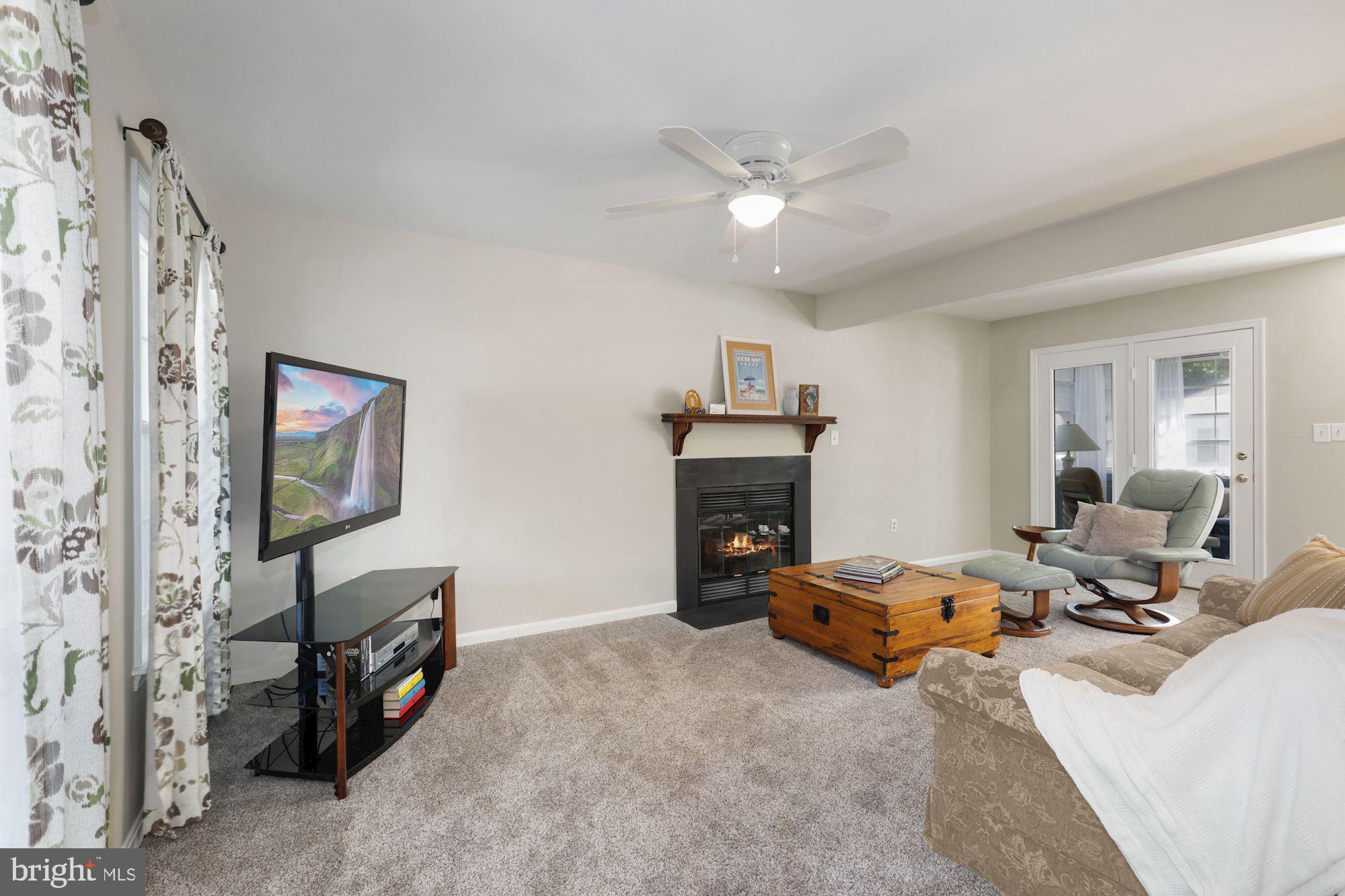24 Port Royal Road Ocean View, DE 19970 - Photo 14 of 39 Lovely Family Room