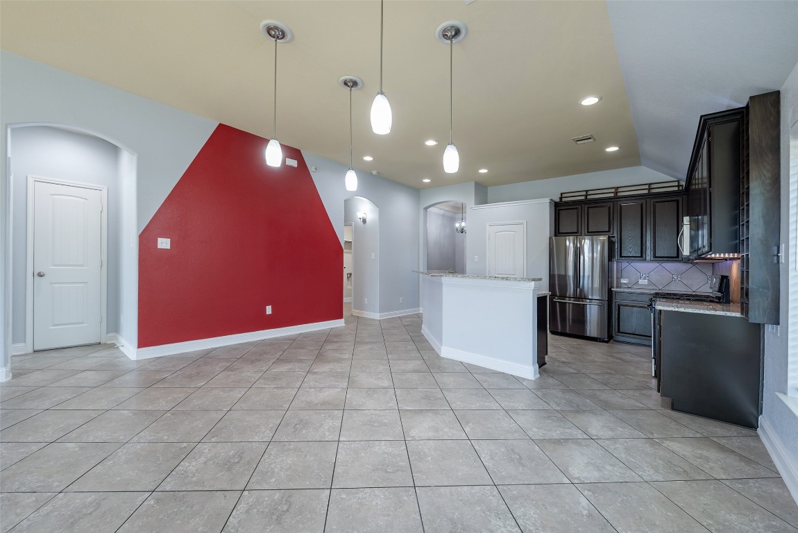 1908 Rushing Meadow Lane Pearland, TX 77089 - Photo 14 of 31 Another look.