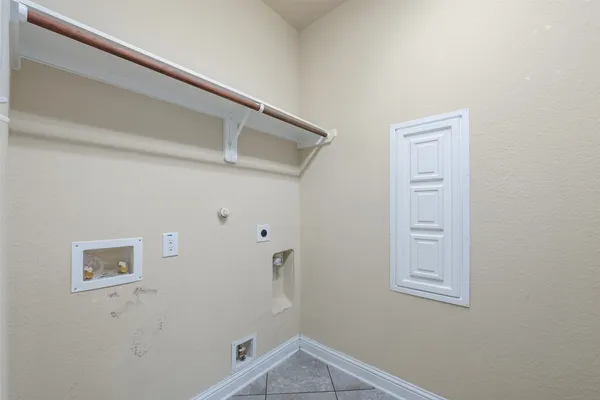 $2,375 | 1908 Rushing Meadow Lane, Pearland, TX 77089