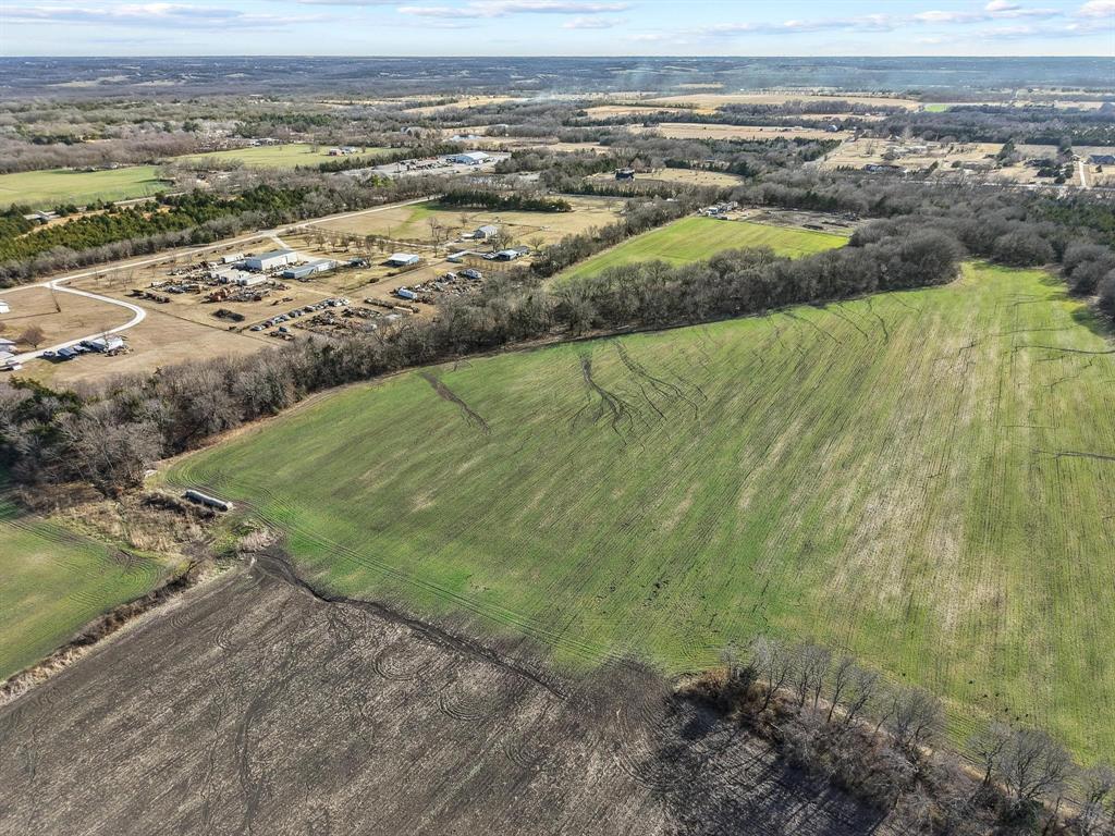 225 Caleb Road Sherman, TX 75090 - Photo 6 of 14