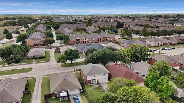 $355,000 | 785 Eldorado Drive, DeSoto, TX 75115
