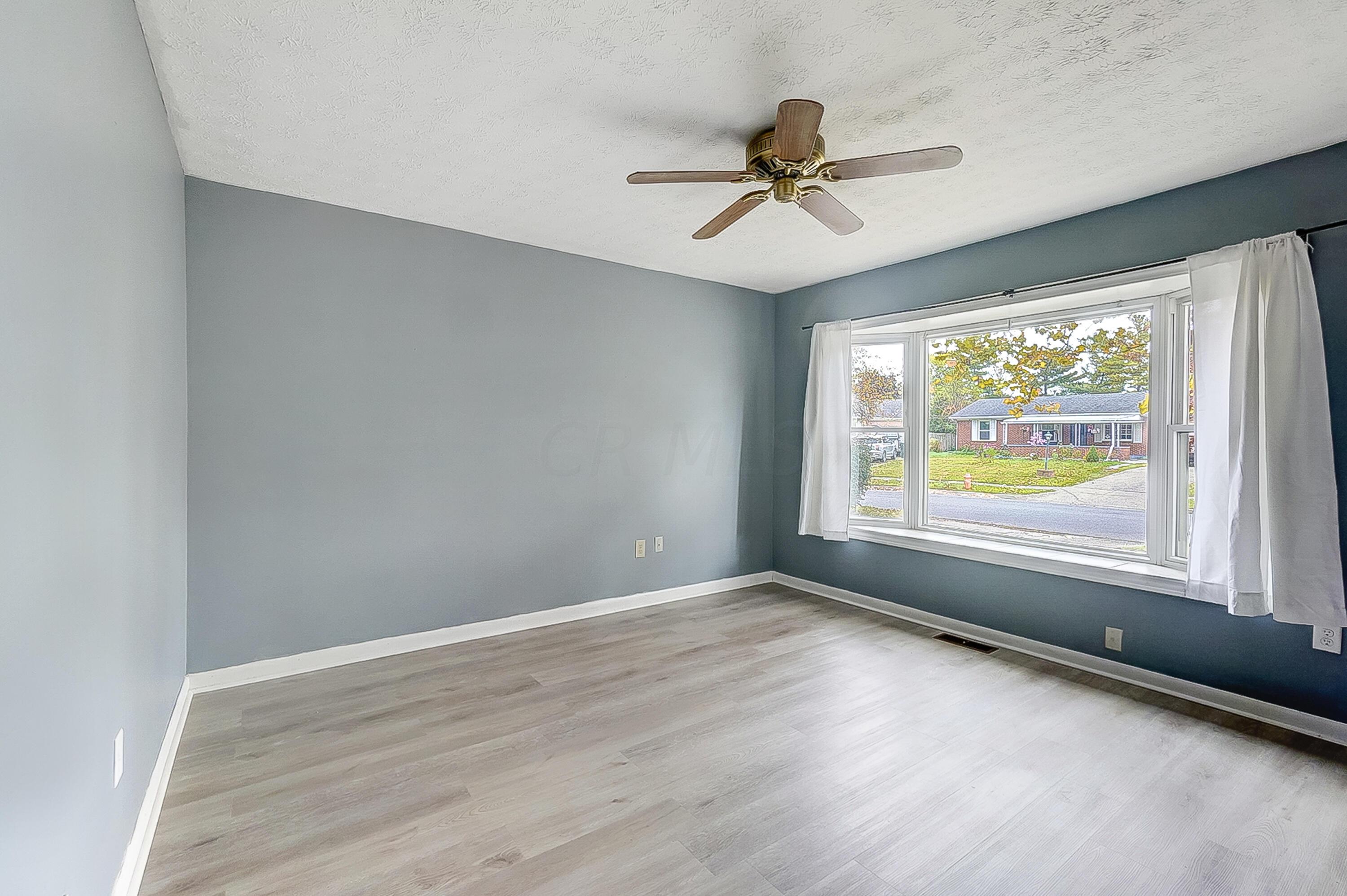4687 Glendon Road Columbus, OH 43229 - Photo 6 of 30