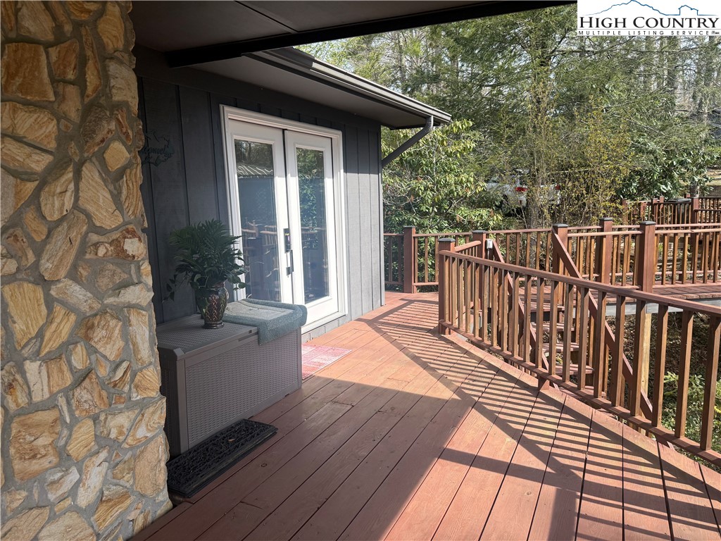 174 Spruce Pine Road Newland, NC 28657 - Photo 10 of 41