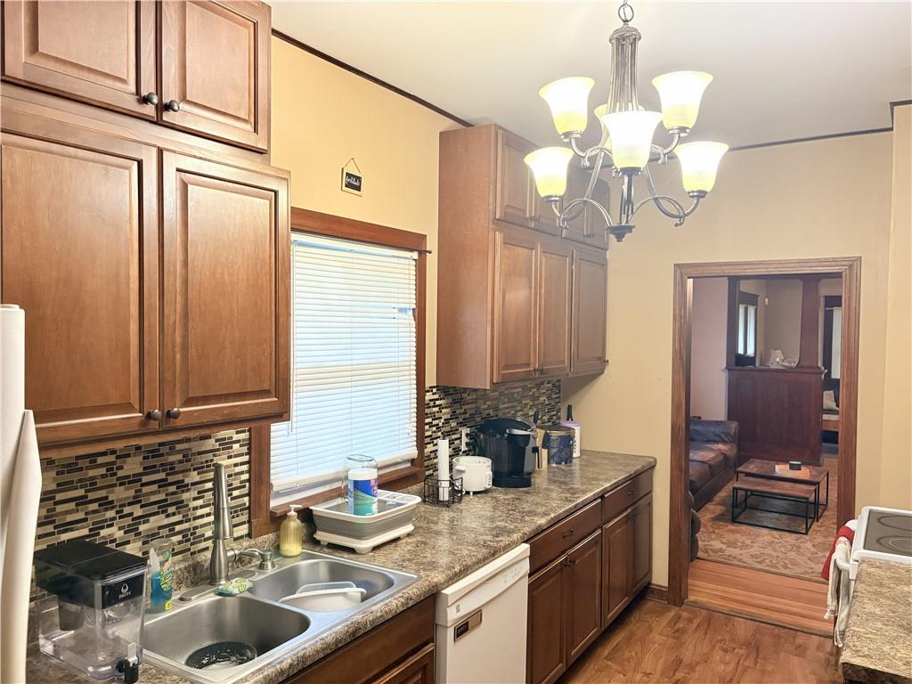 905 Parallel Street Atchison, KS 66002 - Photo 14 of 31