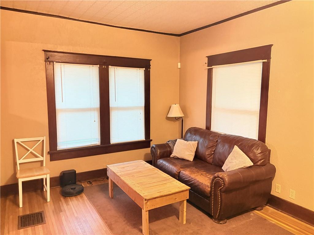 905 Parallel Street Atchison, KS 66002 - Photo 7 of 31