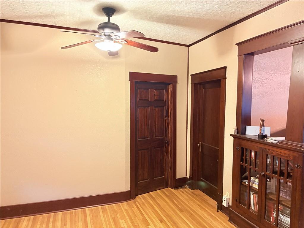 905 Parallel Street Atchison, KS 66002 - Photo 9 of 31