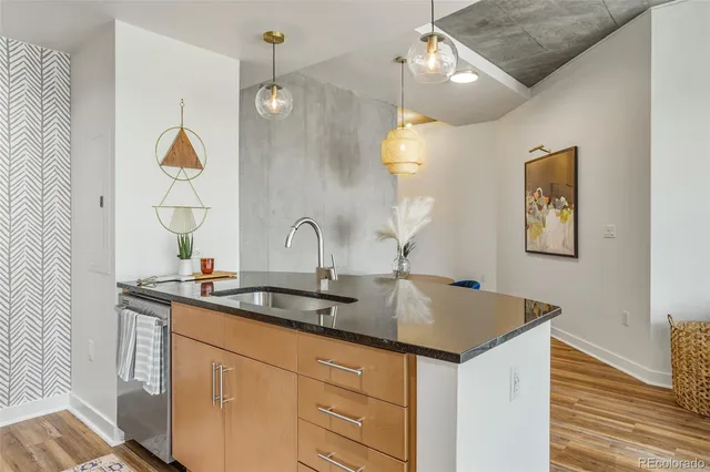 $2,500 | 891 14th Street, Unit 2116, Denver, CO 80202