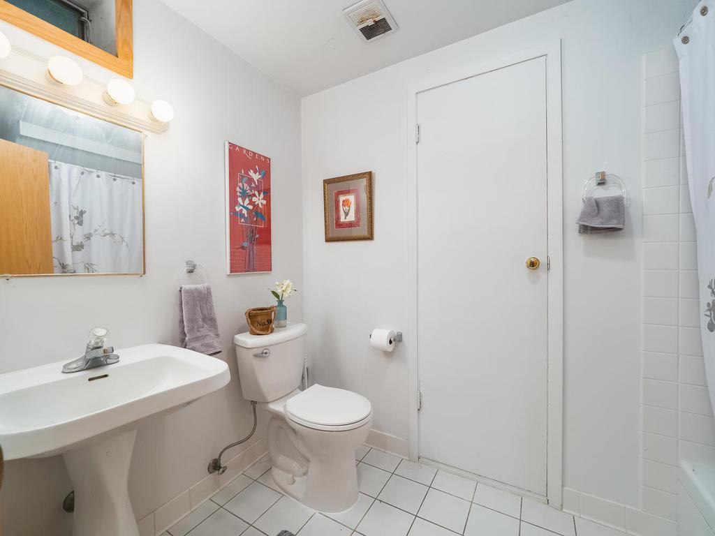 14206 Glenridge Road Minnetonka, MN 55345 - Photo 22 of 24 Gallery Image 22