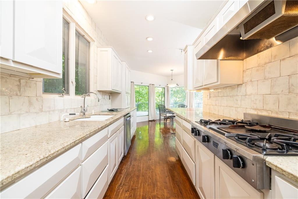 770 Kings Way Northwest Atlanta, GA 30327 - Photo 18 of 49