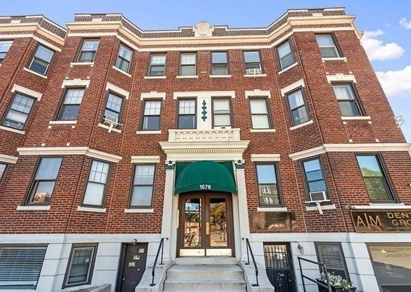 1576 Commonwealth Avenue, Unit 3 Boston, MA 02135 - Photo 8 of 8