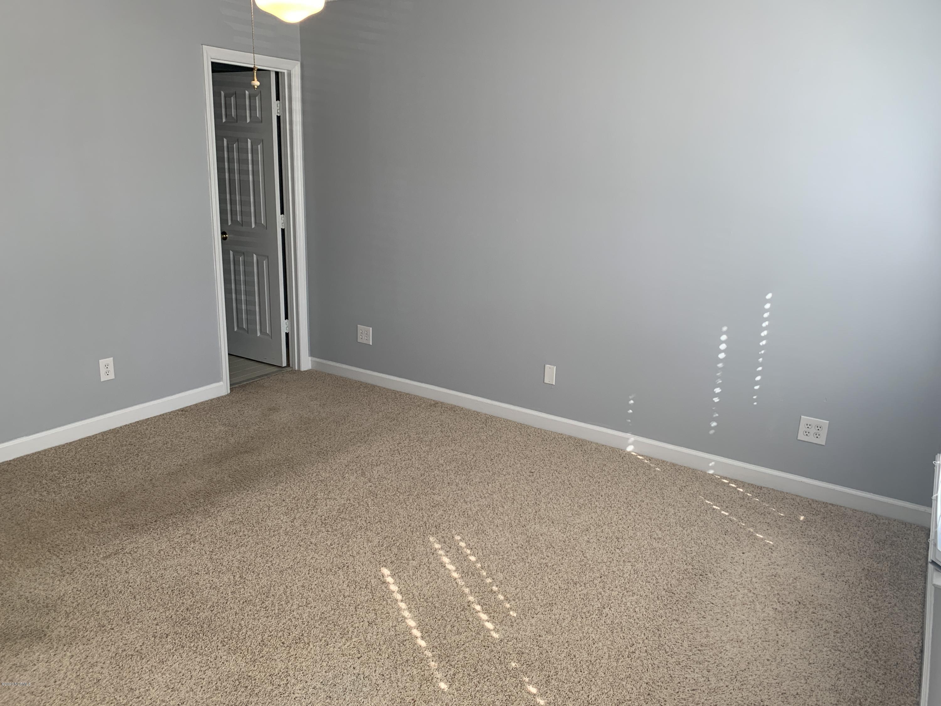 1929 Quail Ridge Road, Unit D Greenville, NC 27858 - Photo 3 of 26 Master