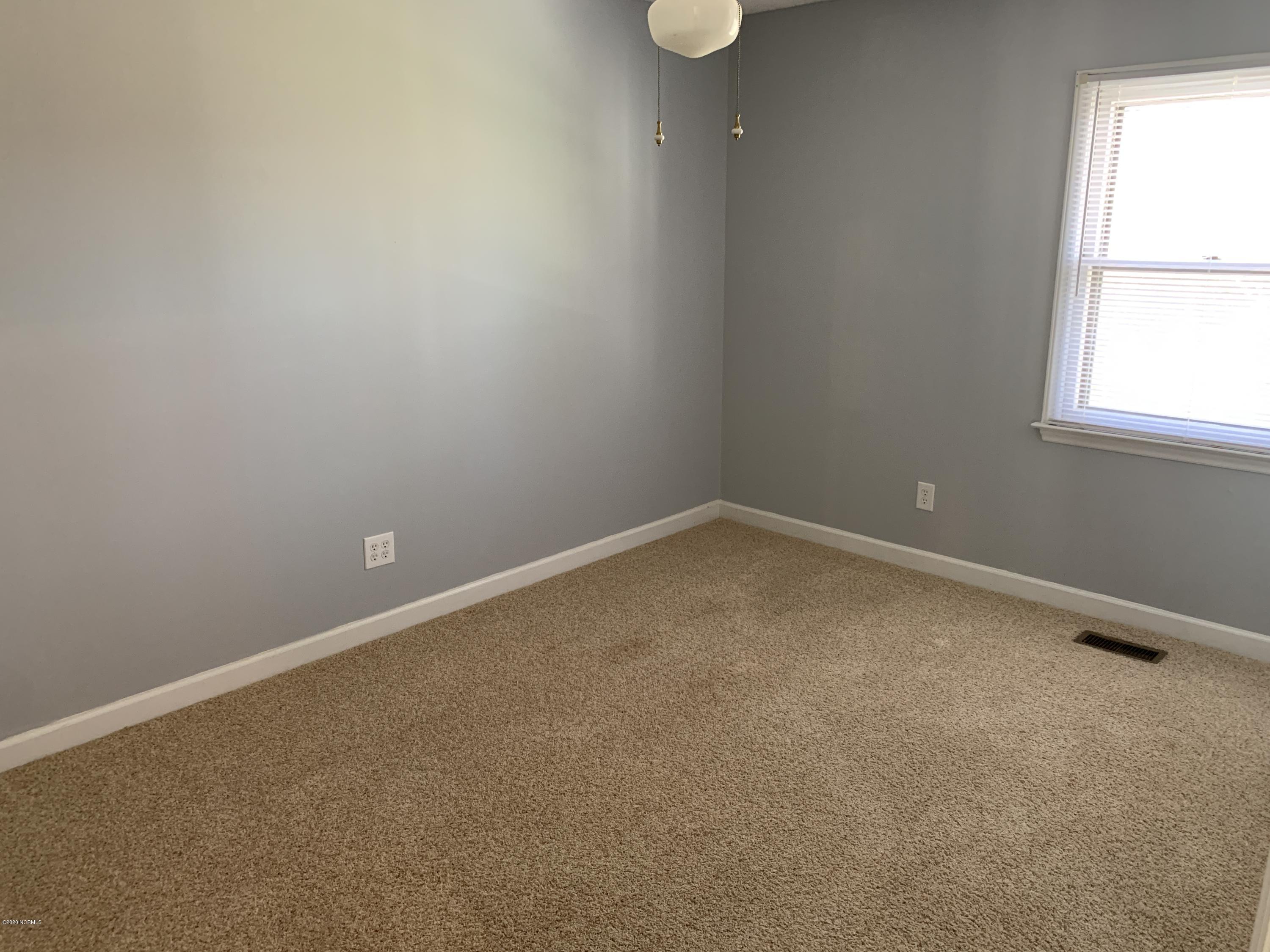 1929 Quail Ridge Road, Unit D Greenville, NC 27858 - Photo 8 of 26 Bedroom 2
