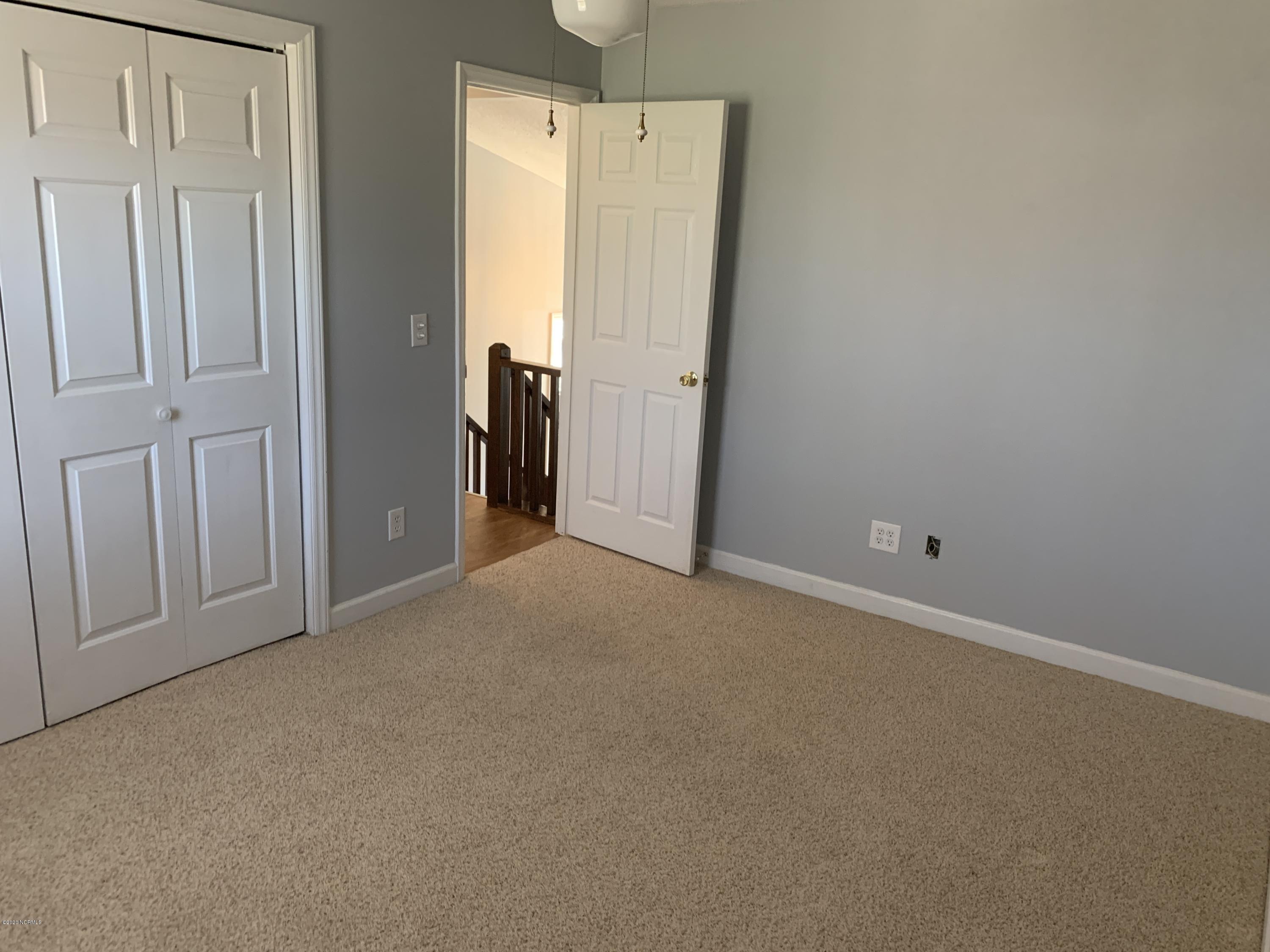 1929 Quail Ridge Road, Unit D Greenville, NC 27858 - Photo 10 of 26 IMG_4115