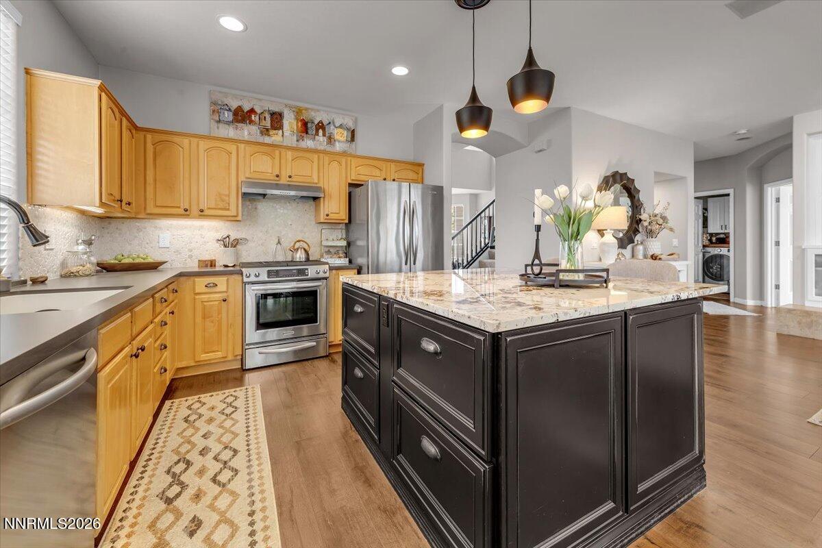 1045 Greenwich Way Reno, NV 89519 - Photo 14 of 51 15-013