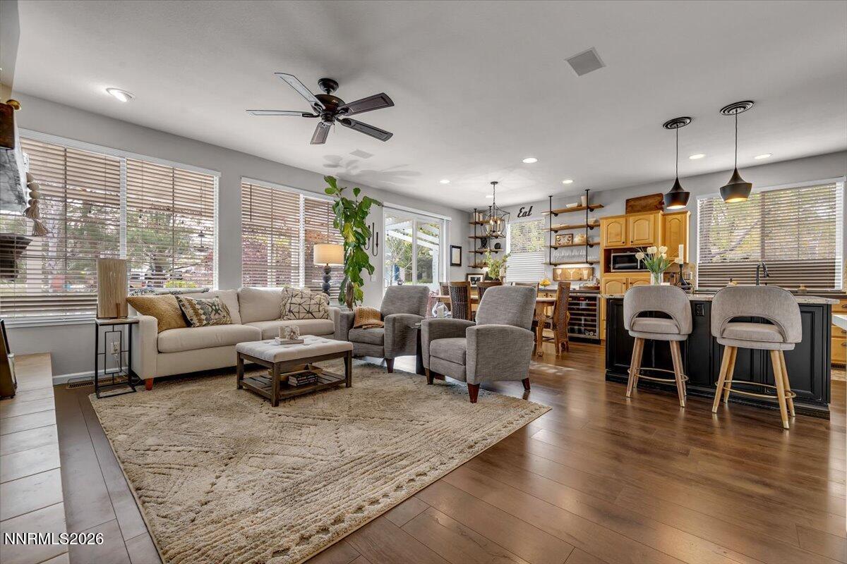 1045 Greenwich Way Reno, NV 89519 - Photo 18 of 51 19-009