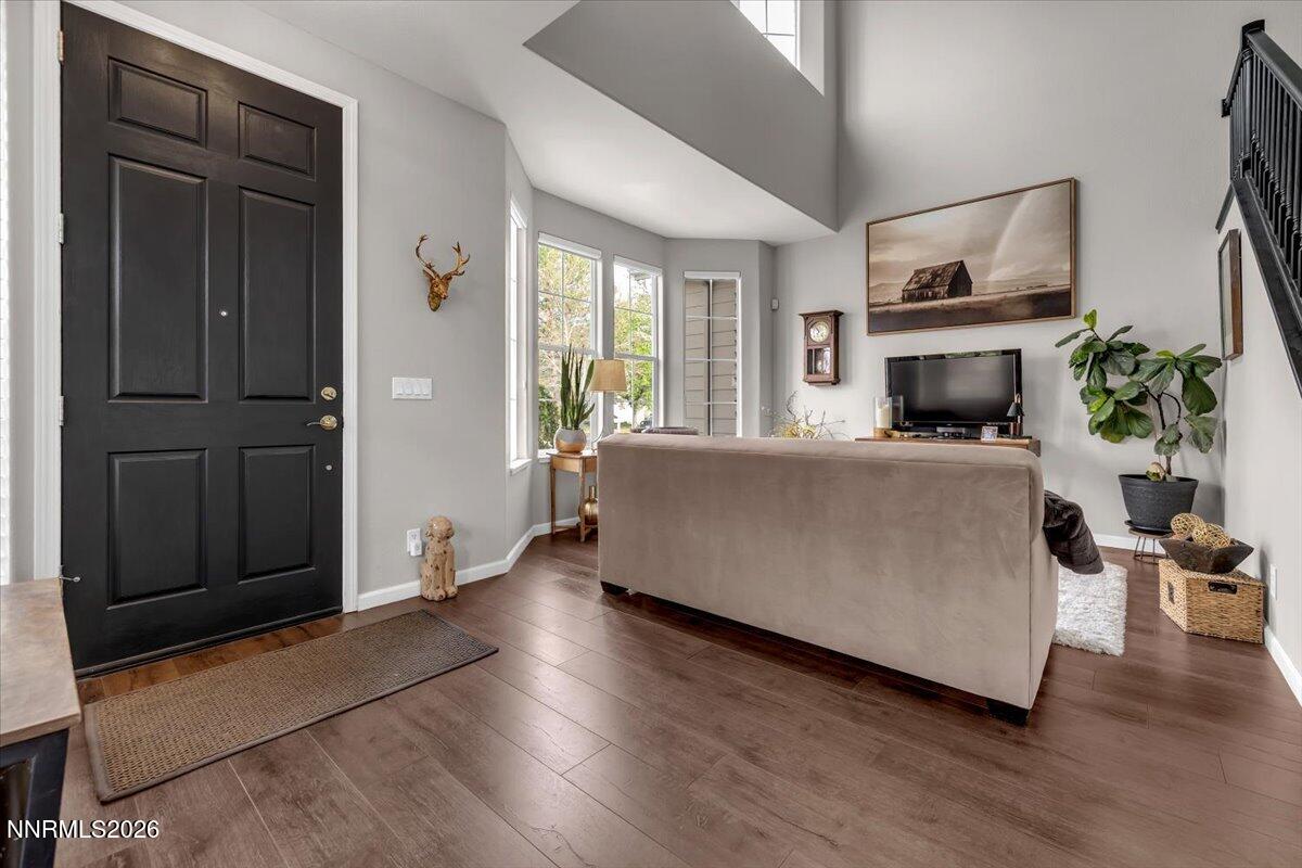 1045 Greenwich Way Reno, NV 89519 - Photo 5 of 51 06-022