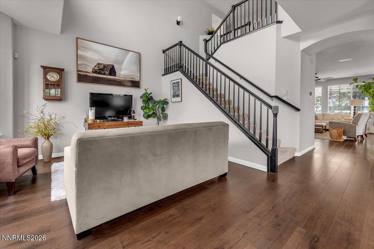 1045 Greenwich Way Reno, NV 89519 - Photo 10 of 51 11-017