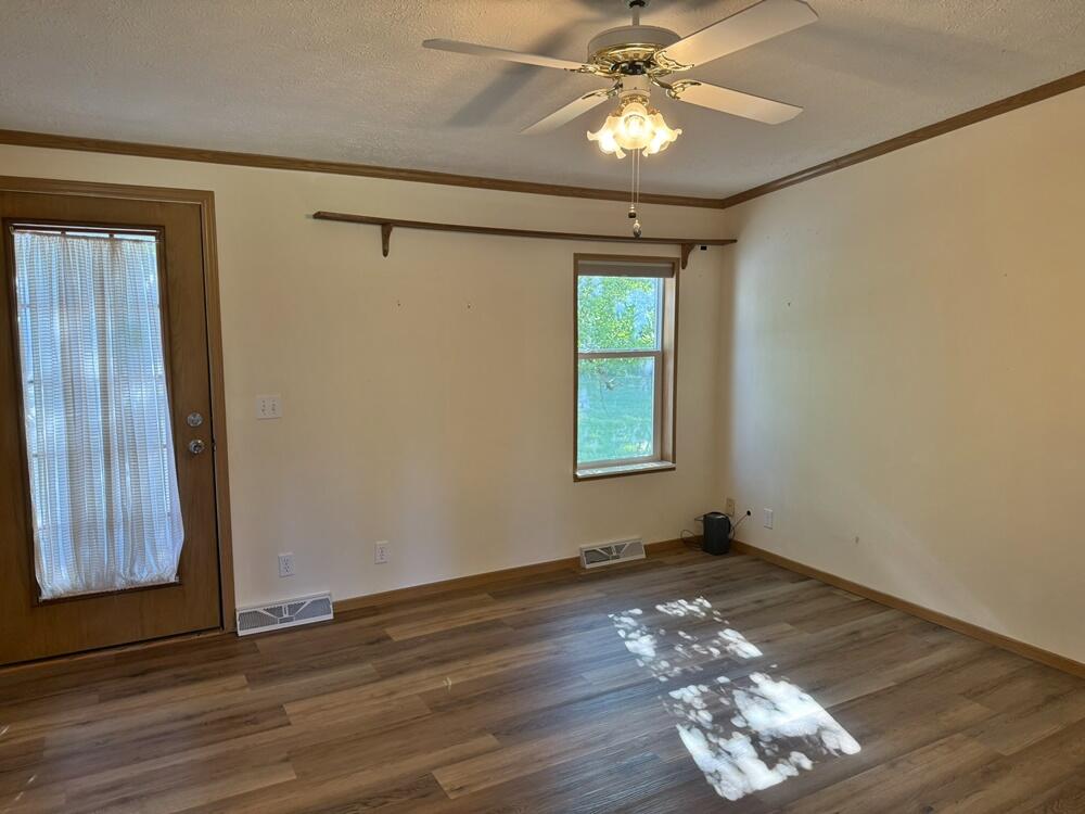 10215 East Royal Road Stanwood, MI 49346 - Photo 11 of 32