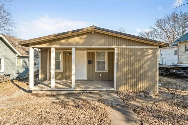 $120,000 | 11432 East 17th Street, Independence, MO 64052