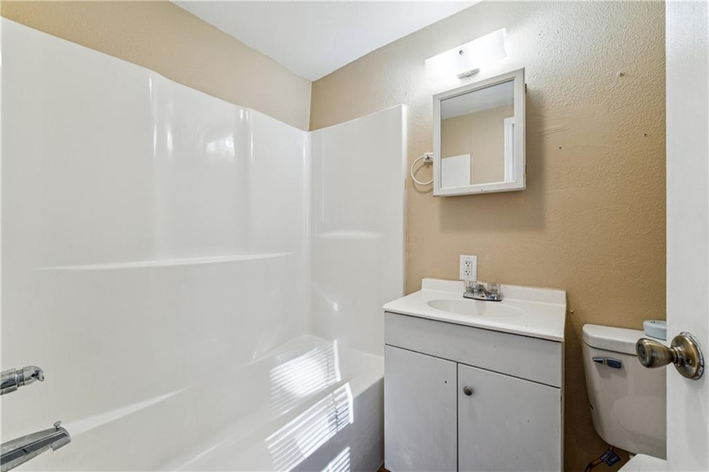 11432 East 17th Street Independence, MO 64052 - Photo 20 of 33