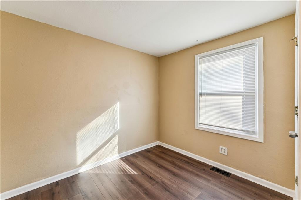 11432 East 17th Street Independence, MO 64052 - Photo 21 of 33