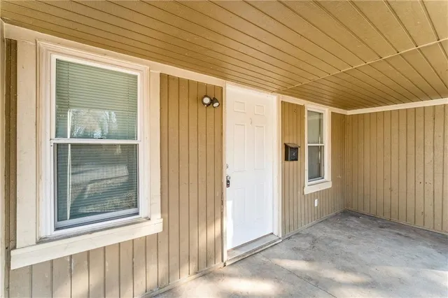 $120,000 | 11432 East 17th Street, Independence, MO 64052