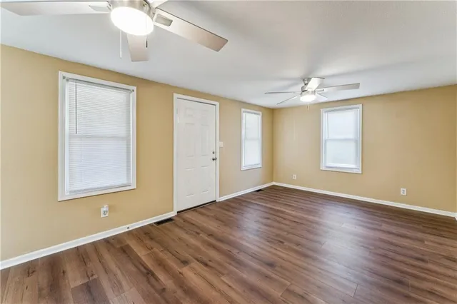 $120,000 | 11432 East 17th Street, Independence, MO 64052