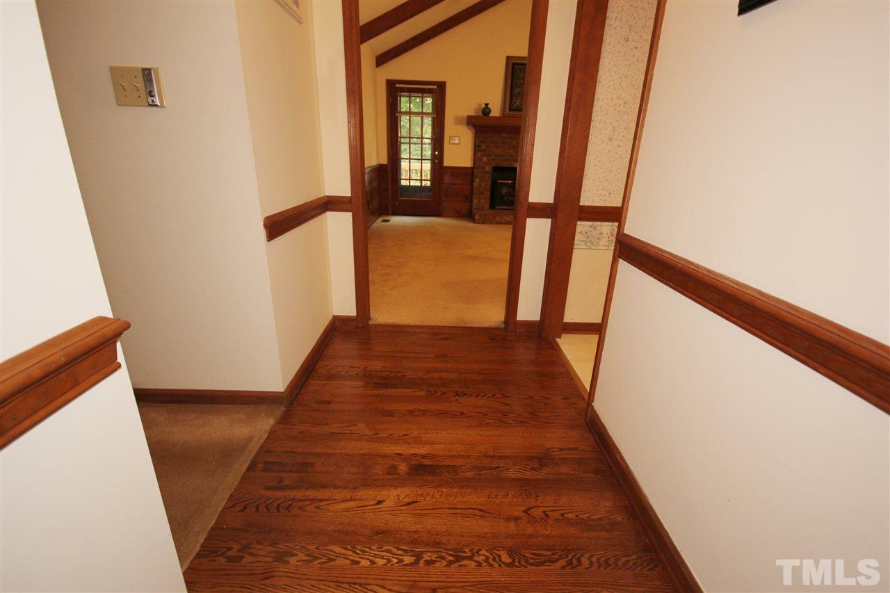 5305 Ridgeloch Place Raleigh, NC 27612 - Photo 9 of 23 a view of entryway