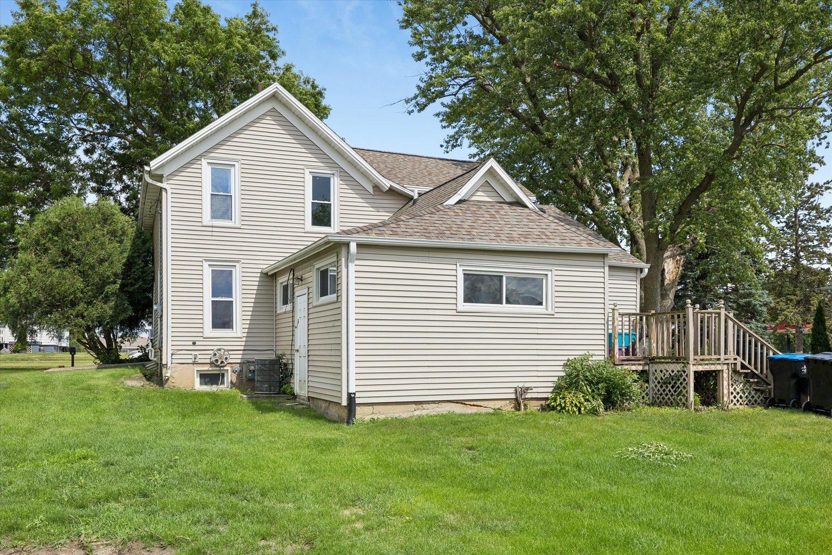 212 Main Street Delmar, IA 52037 - Photo 4 of 31