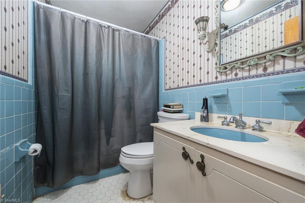 941 Croyden Street High Point, NC 27262 - Photo 17 of 30 Gallery Image 17
