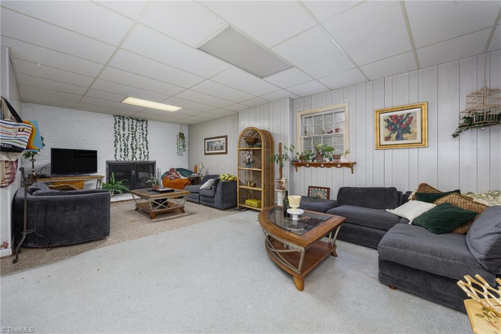 941 Croyden Street High Point, NC 27262 - Photo 23 of 30 Gallery Image 23