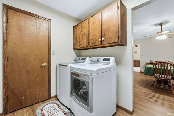 $385,000 | 1530 South Sutton Cir Drive, Bluffton, IN 46714