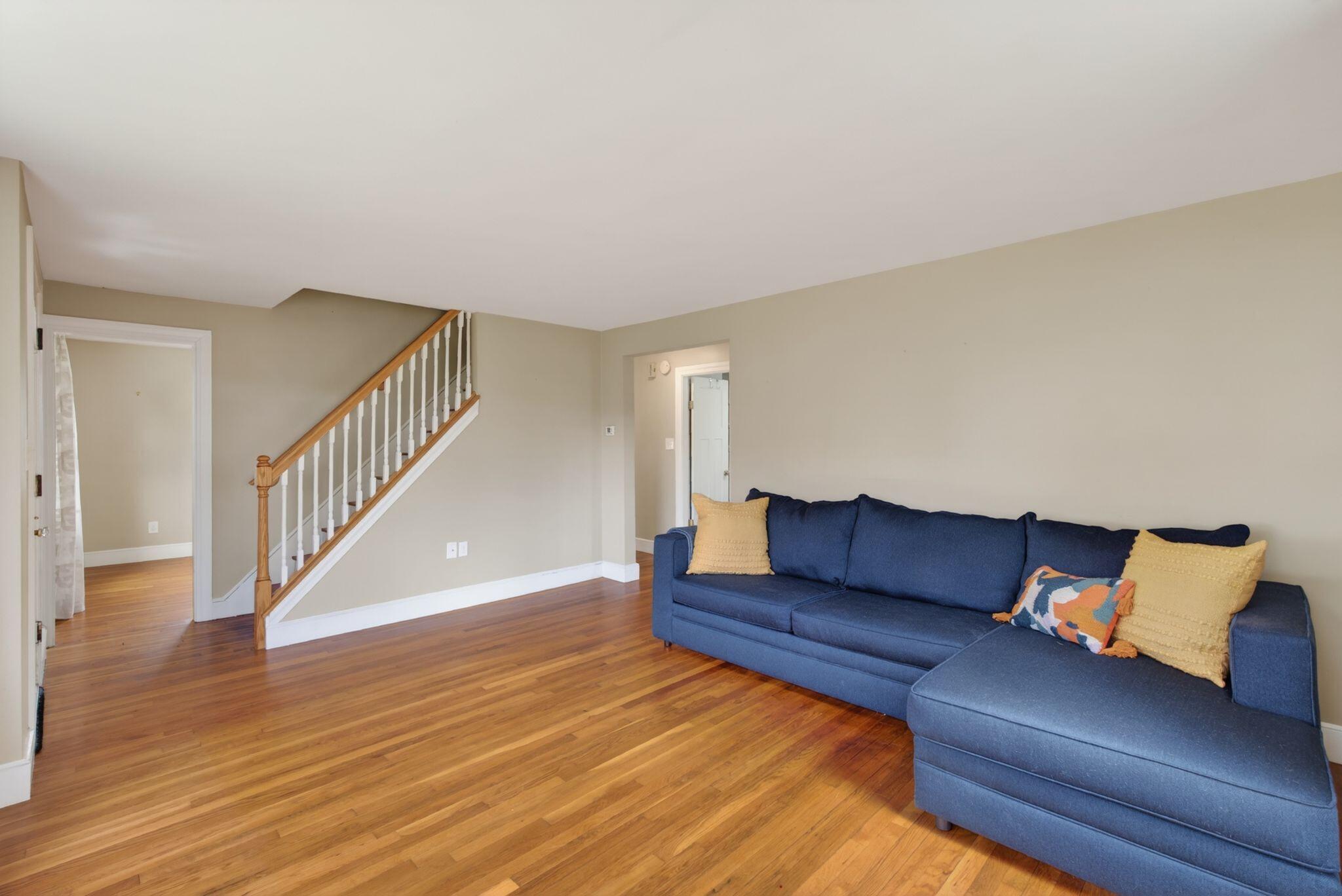 77 Dorset Street Portland, ME 04102 - Photo 11 of 26 Living Room