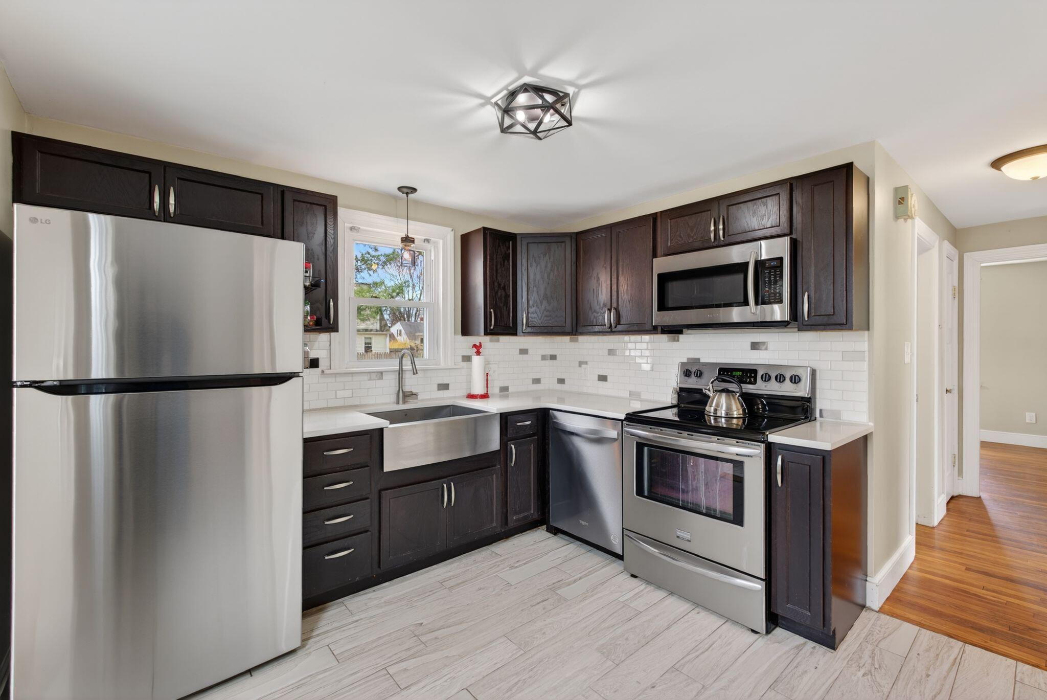 77 Dorset Street Portland, ME 04102 - Photo 6 of 26 Kitchen