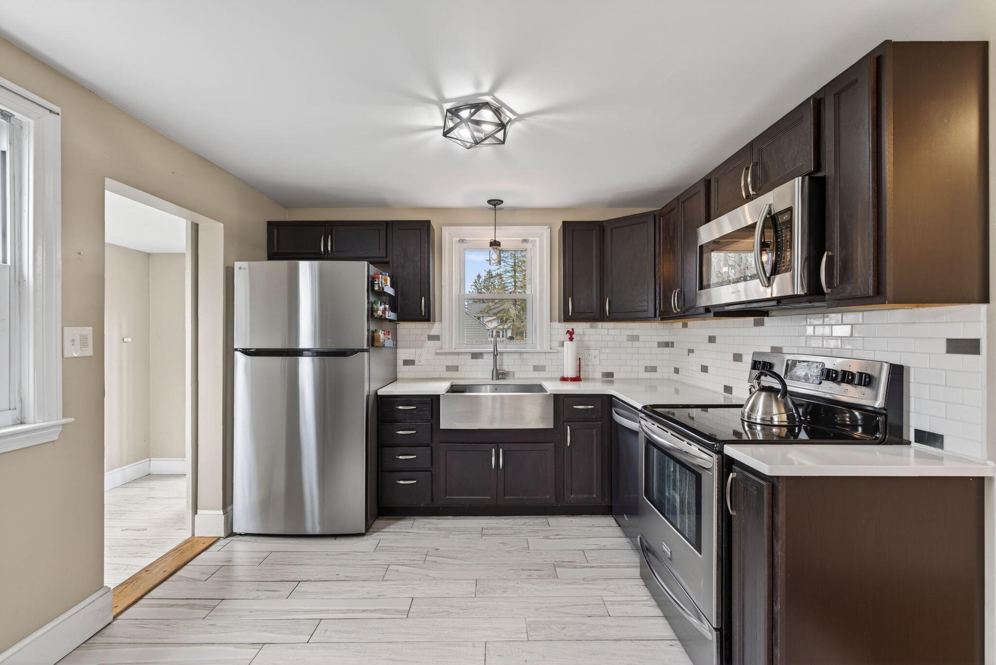 77 Dorset Street Portland, ME 04102 - Photo 7 of 26 Kitchen