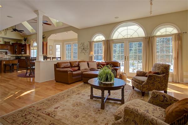 7 Barbara's Path Upton, MA 01568 - Photo 13 of 30