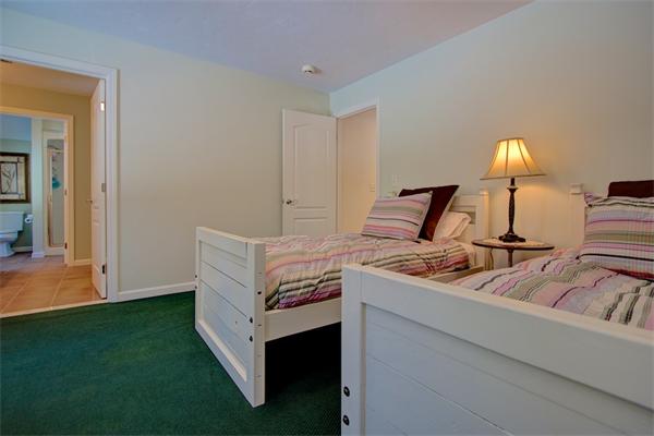 7 Barbara's Path Upton, MA 01568 - Photo 28 of 30