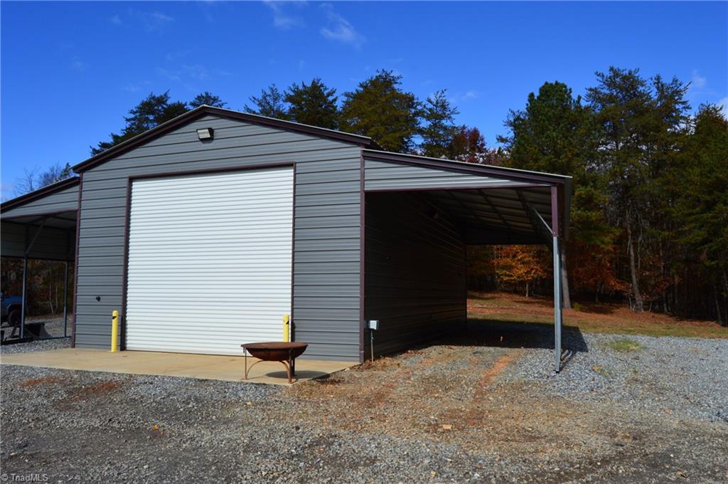 1231 Freeman Road Madison, NC 27025 - Photo 43 of 50