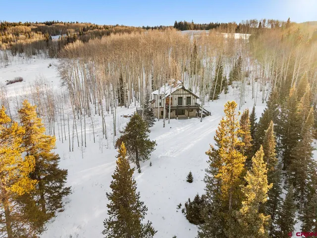 a view of multiple house