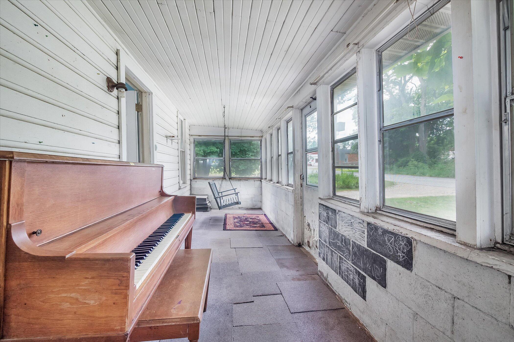 5078 Whites Bridge Road Belding, MI 48809 - Photo 6 of 46 06-5078-Whites-Bridge-Rd-WindowStill-Rea