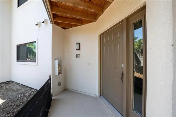 $345,000 | 792 Eagle Creek Drive, Unit 101, Naples, FL 34113