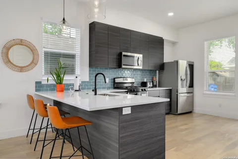 $449,000 | 715 Eleanor Avenue, Unit 101, San Antonio, TX 78209