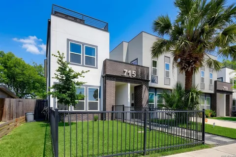 $449,000 | 715 Eleanor Avenue, Unit 101, San Antonio, TX 78209