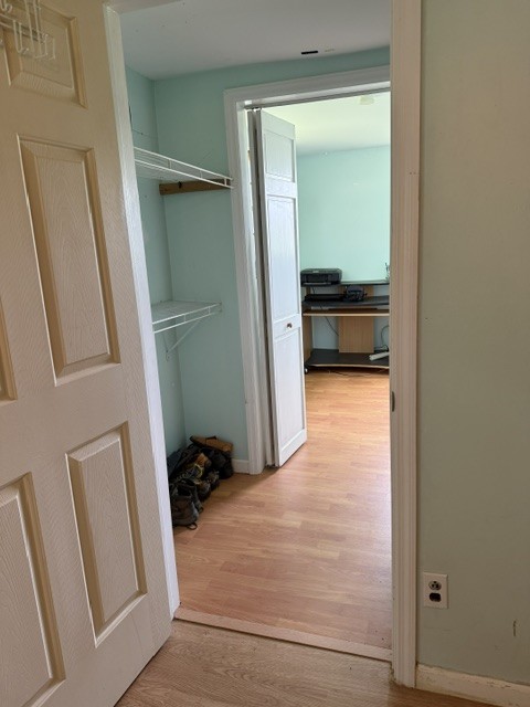 166 Indiana Avenue Ethridge, TN 38456 - Photo 13 of 18 a view of closet area