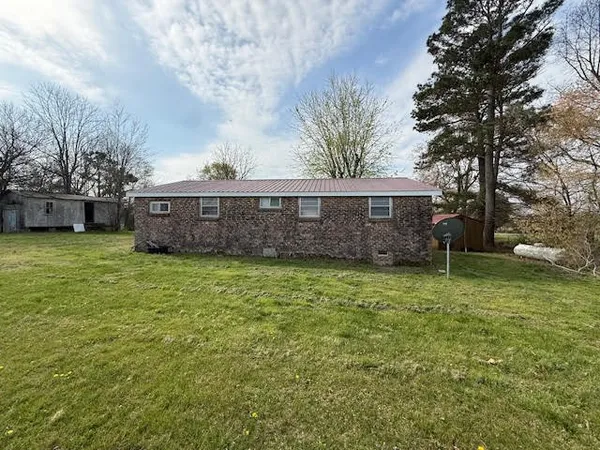 $234,900 | 166 Indiana Avenue, Ethridge, TN 38456