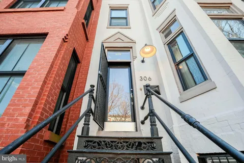 $869,900 | 306 M Street Northwest, Washington, DC 20001