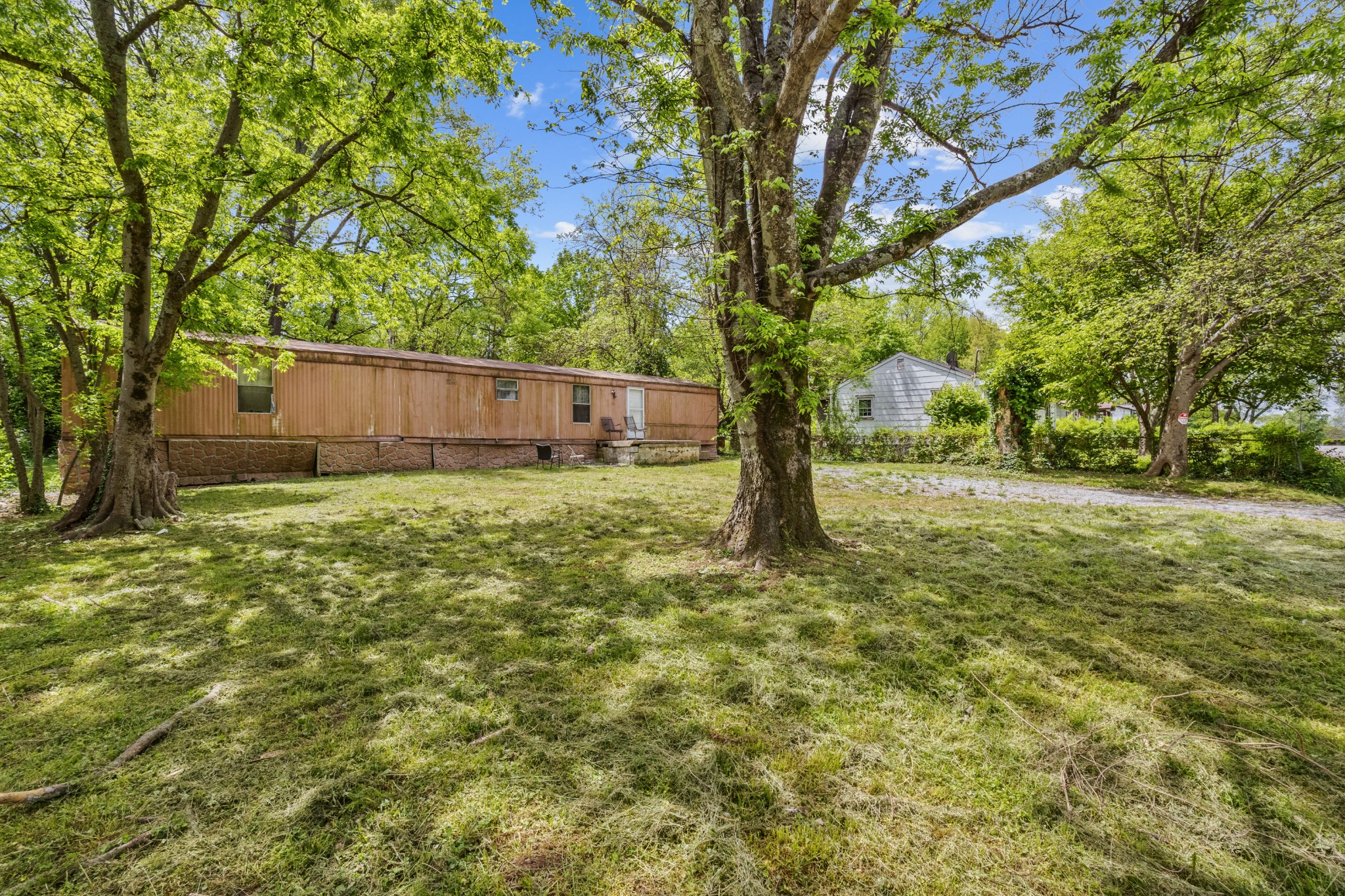 607 Demoss Street Gallatin, TN 37066 - Photo 3 of 19