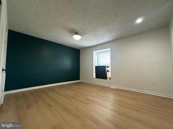 $2,700 | 8282 White Pine Drive, Manassas Park, VA 20111